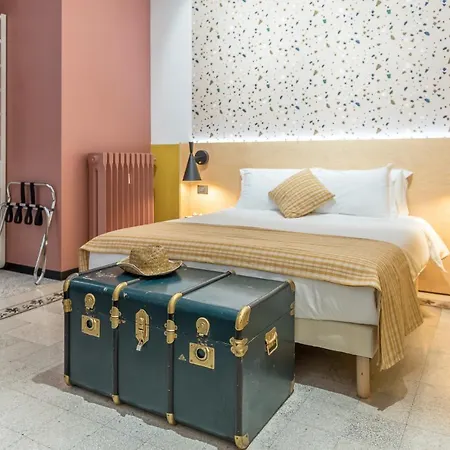 Apartment Monocase Mailand