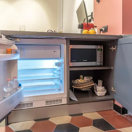 Monocase Apartment